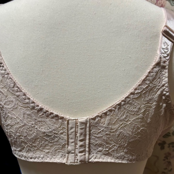 BALI Bra - Picture 3 of 7